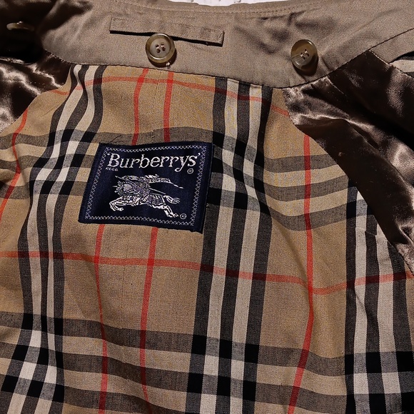 Burberry  trench coat  size R40 - Picture 13 of 14